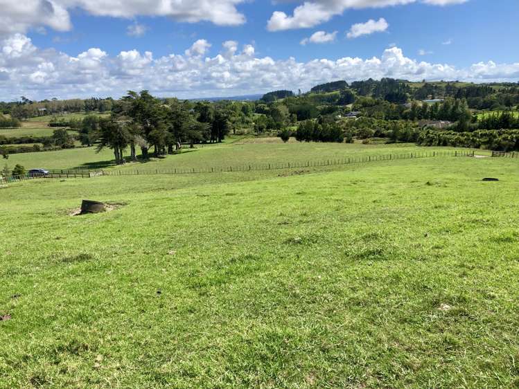 8 Bobs Way Dairy Flat_5