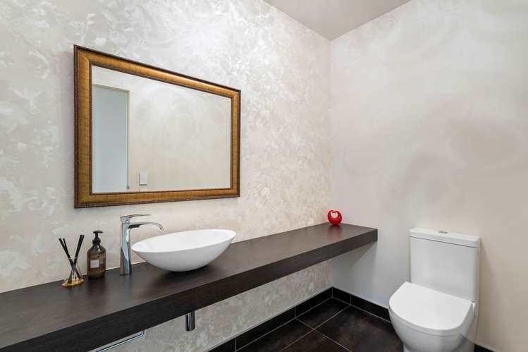 11 Bernora Crescent Bombay_26