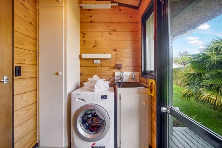 247 Tukapa Street Westown_17