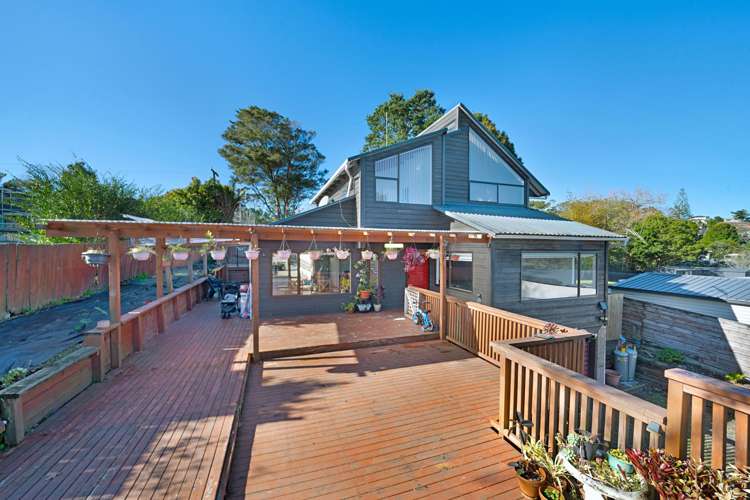 2/46A Captain Scott Road Glen Eden_19