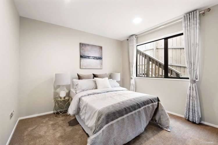 18a Celeste Place Totara Vale_13