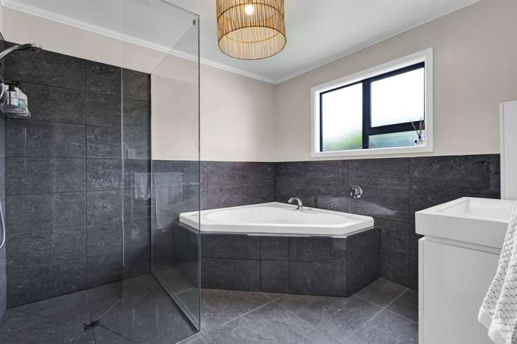 98 Lincoln Road Inglewood_14