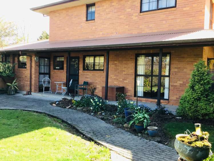 77 Beach Road East Elgin_4