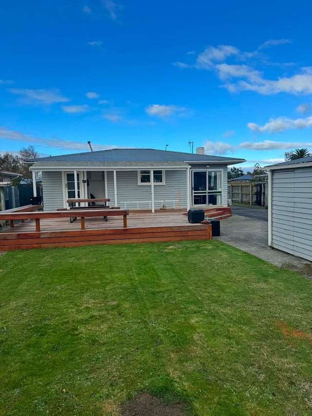 Charming Family Home in Westbrook