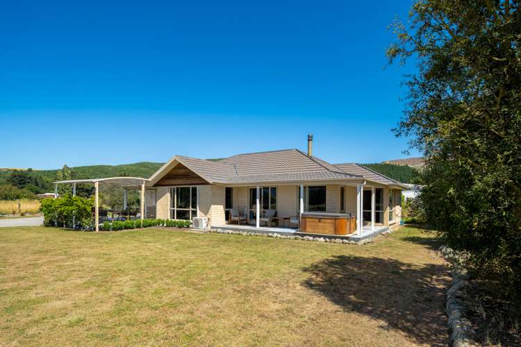 70 Seniors Road Wairau Valley_7