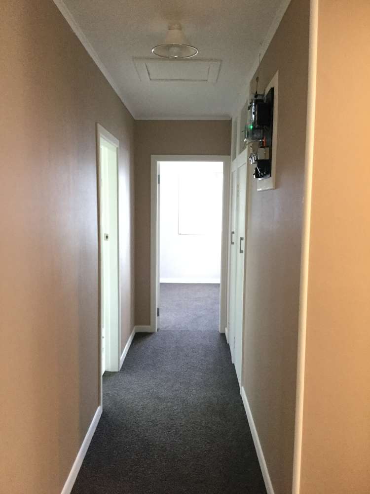 10a Riverview Road New Lynn_8