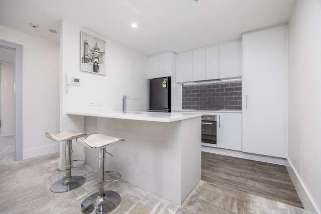 Spacious City Living with Secure Car Park | Semi-Furnished | Available Now