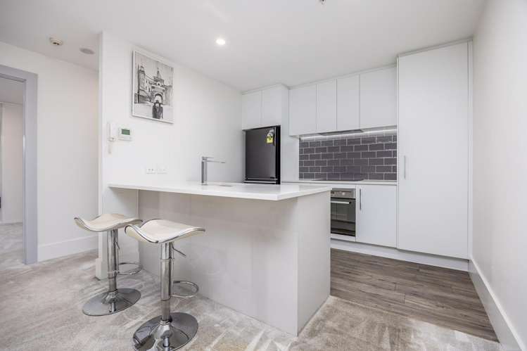 1403/8 Whitaker Place_0