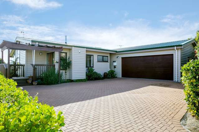 34 Arrowsmith Avenue Waipahihi_2