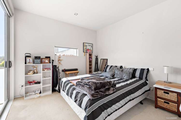 6/16 Beach Front Lane Browns Bay_12