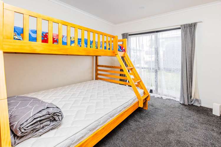 447 Massey Road Mangere East_15