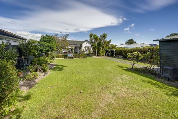 607 Queen Street West Saint Leonards_19