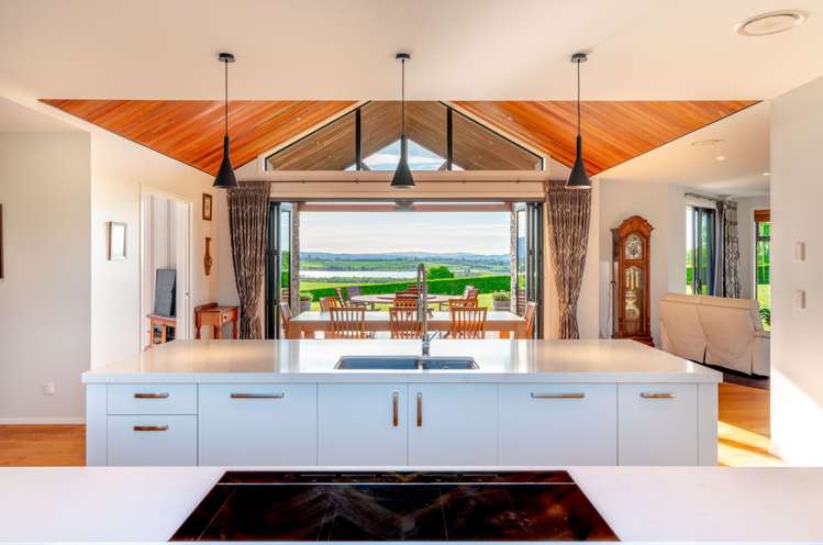 39 Lake Road Ohaupo_9