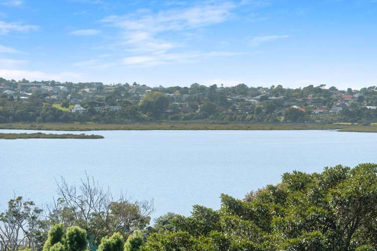 99 Sylvan Avenue Northcote_17