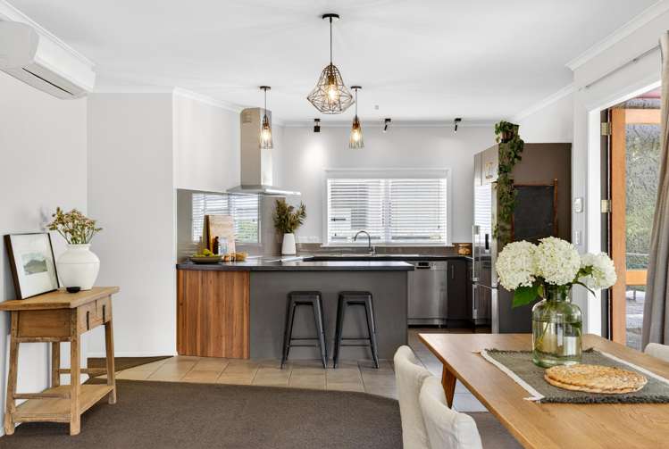 913 Lawrence Street Akina_4