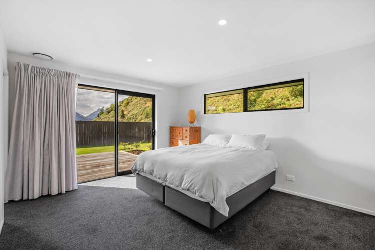 11 Walter Place Glenorchy_7