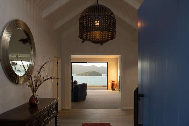 Location, Luxury and breathtaking Views