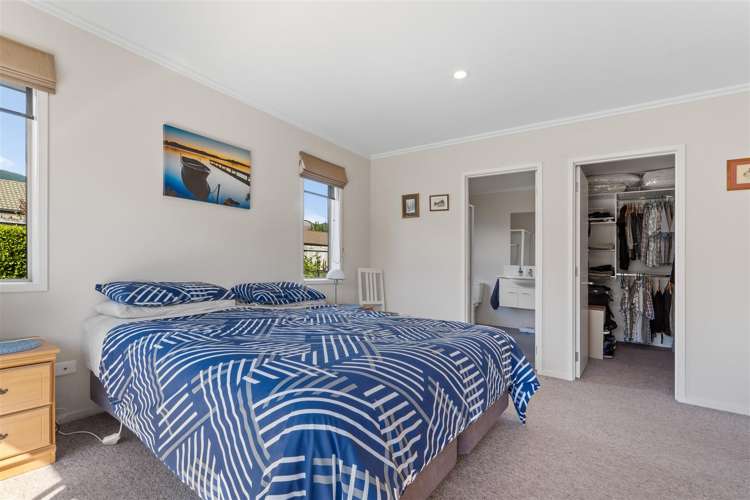 76 Covent Drive Stoke_27