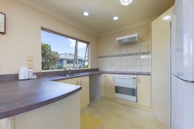 8m Aotea Road Glen Eden_12