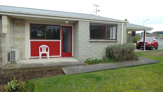 West Gore - 1 Bedroom - $350 pw