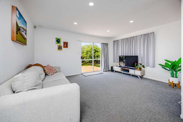 11 Jodie Place Flat Bush_3