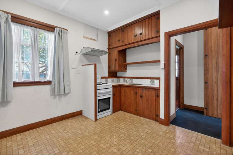 34 Riddlers Crescent_5