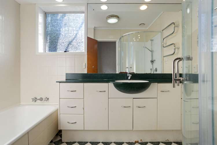 79 Gilbass Avenue Hamilton Lake_18