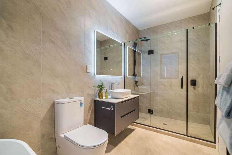 389 Te Taruna Drive Milldale_17