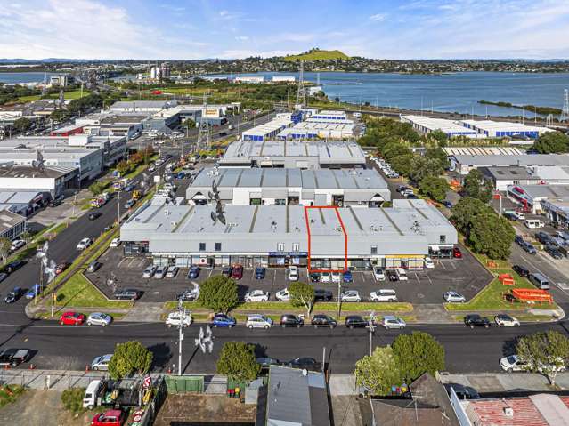 B4/31 Princes Street Onehunga_1