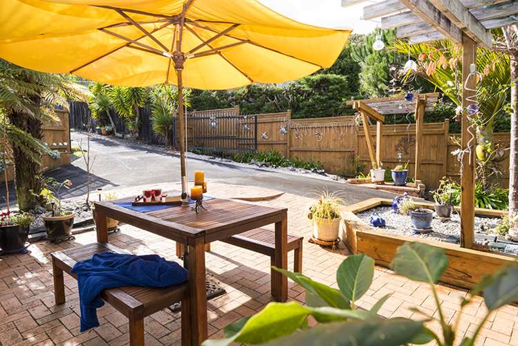 2/9 Dell Way Bucklands Beach_22