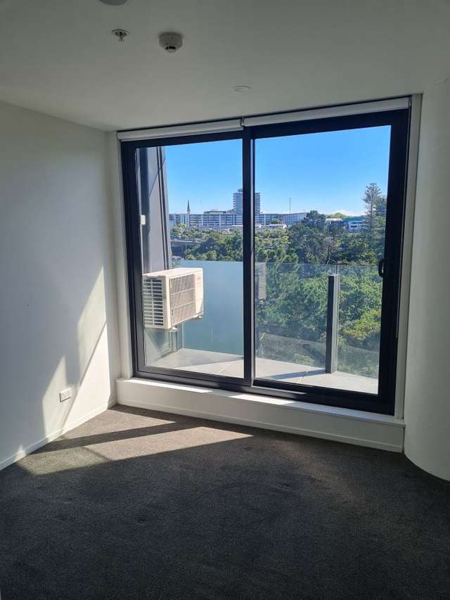 804/18 St Martins Lane Grafton_3