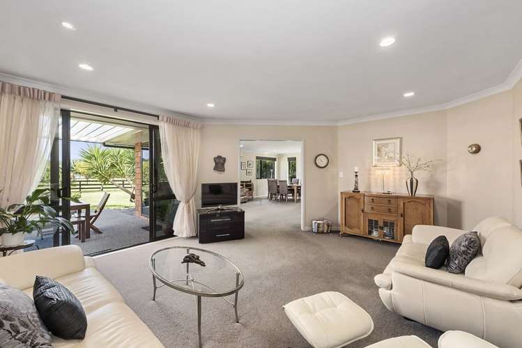 7 Genevieve Way Whatawhata_10