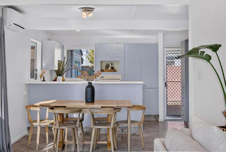 49 Tait Drive Greenmeadows_1