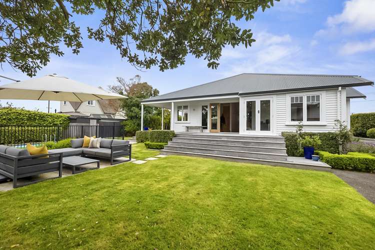 68 Wallace Place Westown_19