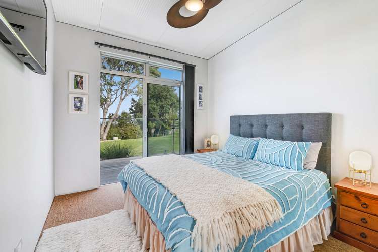 22 Pleasant Way Matakatia_14