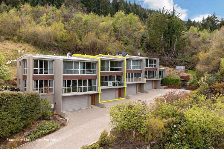 2B Vancouver Drive Queenstown_2