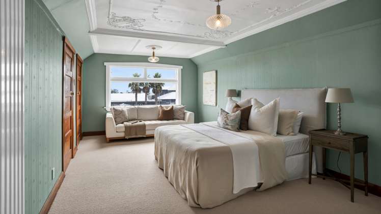 19 Baring Terrace Strandon_16