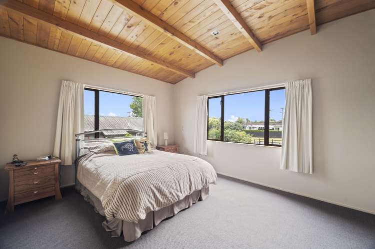 31 Whakaipo Avenue Taupo_11