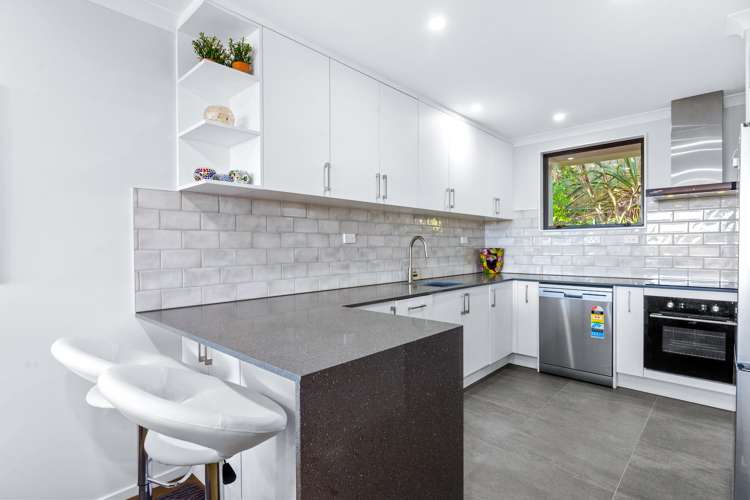 6/5 Monte Cassino Place Birkdale_10