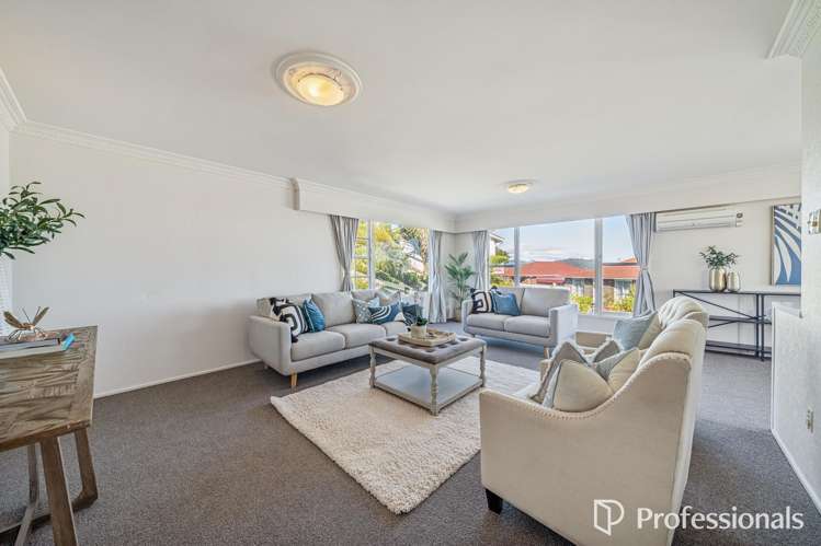 13 Ilam Grove Kelson_24