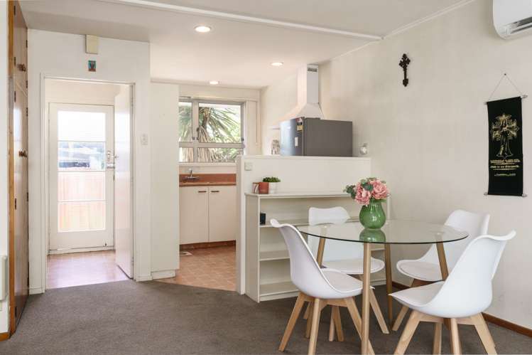 2/9 Maxwell Street Riccarton_3