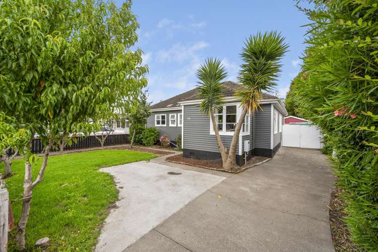 720 Kowhai Street Mahora_1