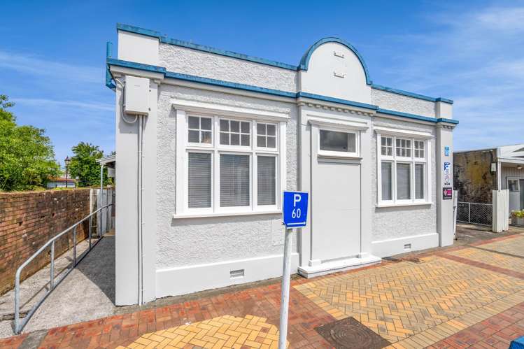 175 + 175A High Street Eltham_37