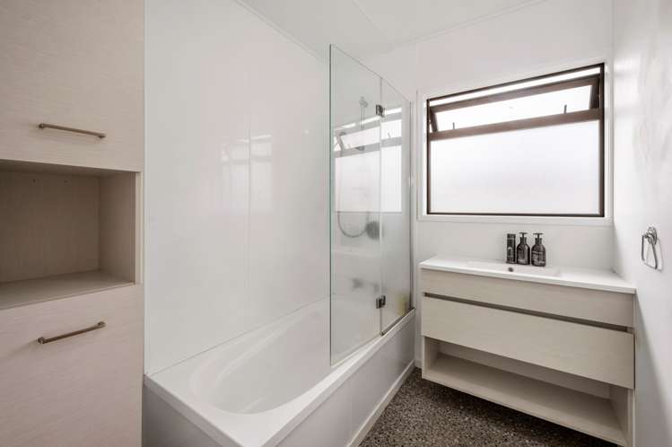 44a Robertson Street Glenholme_14