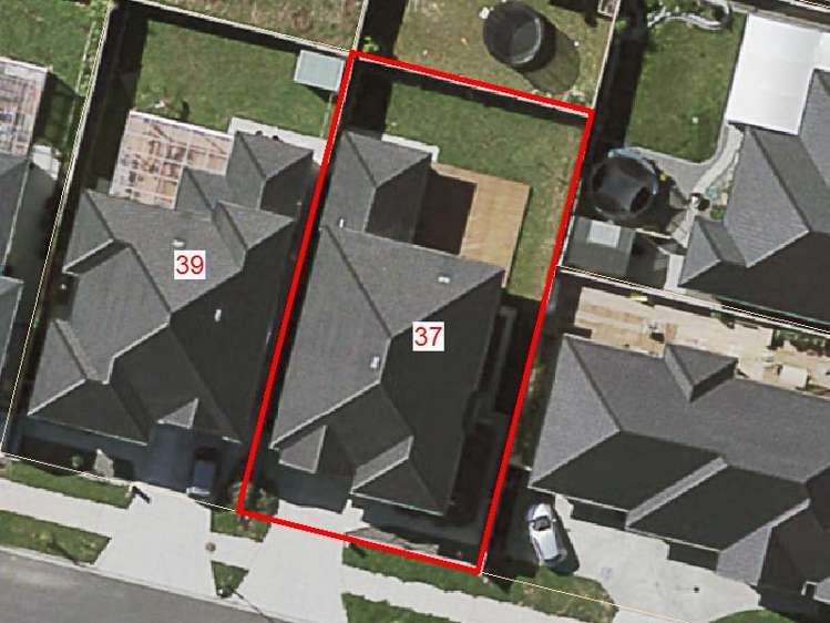 37 Castlebane Drive Flat Bush_17