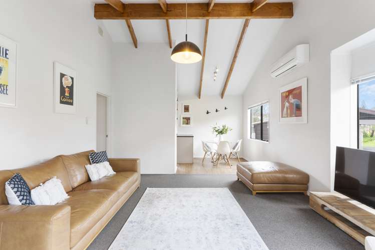 8/390 West Coast Road Glen Eden_5