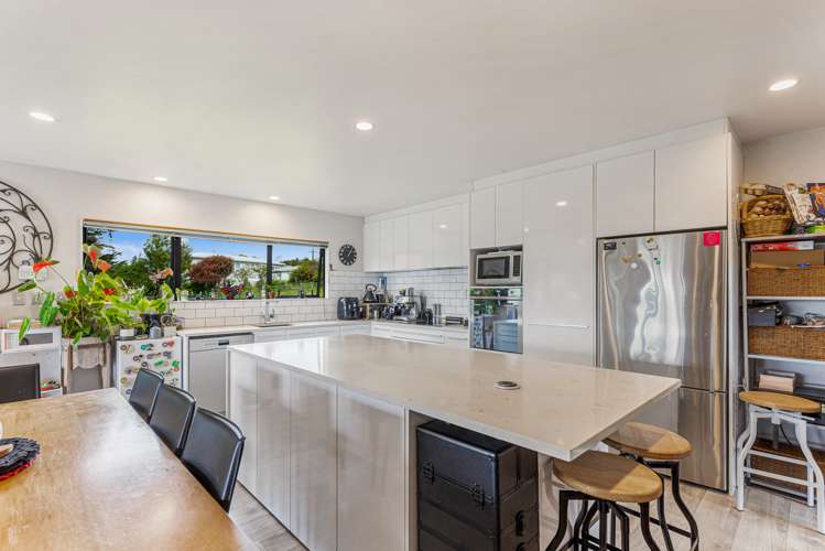 54 Sunnyvale Road Massey_12