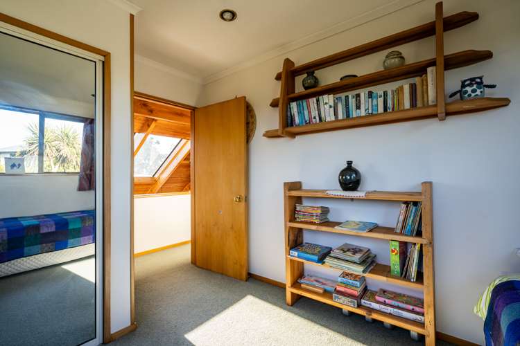 7 Rutherglen Road Paroa_11