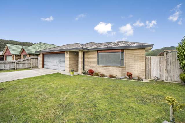 15 Sun Valley Grove Wainuiomata_1