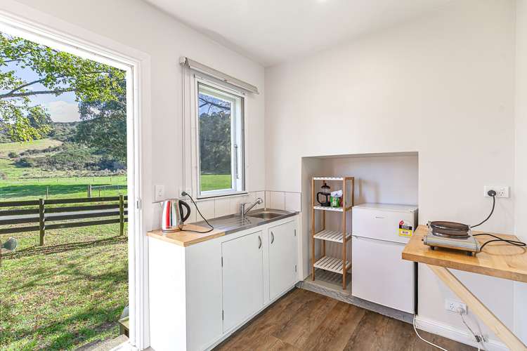 1541 Dovedale Road Thorpe_10